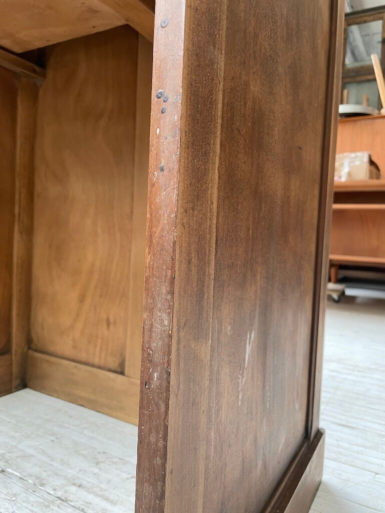 Oak trading post in early XXth century