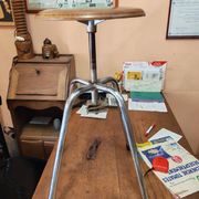 Industrial tripod stool with screw Jide Limoges 1950
