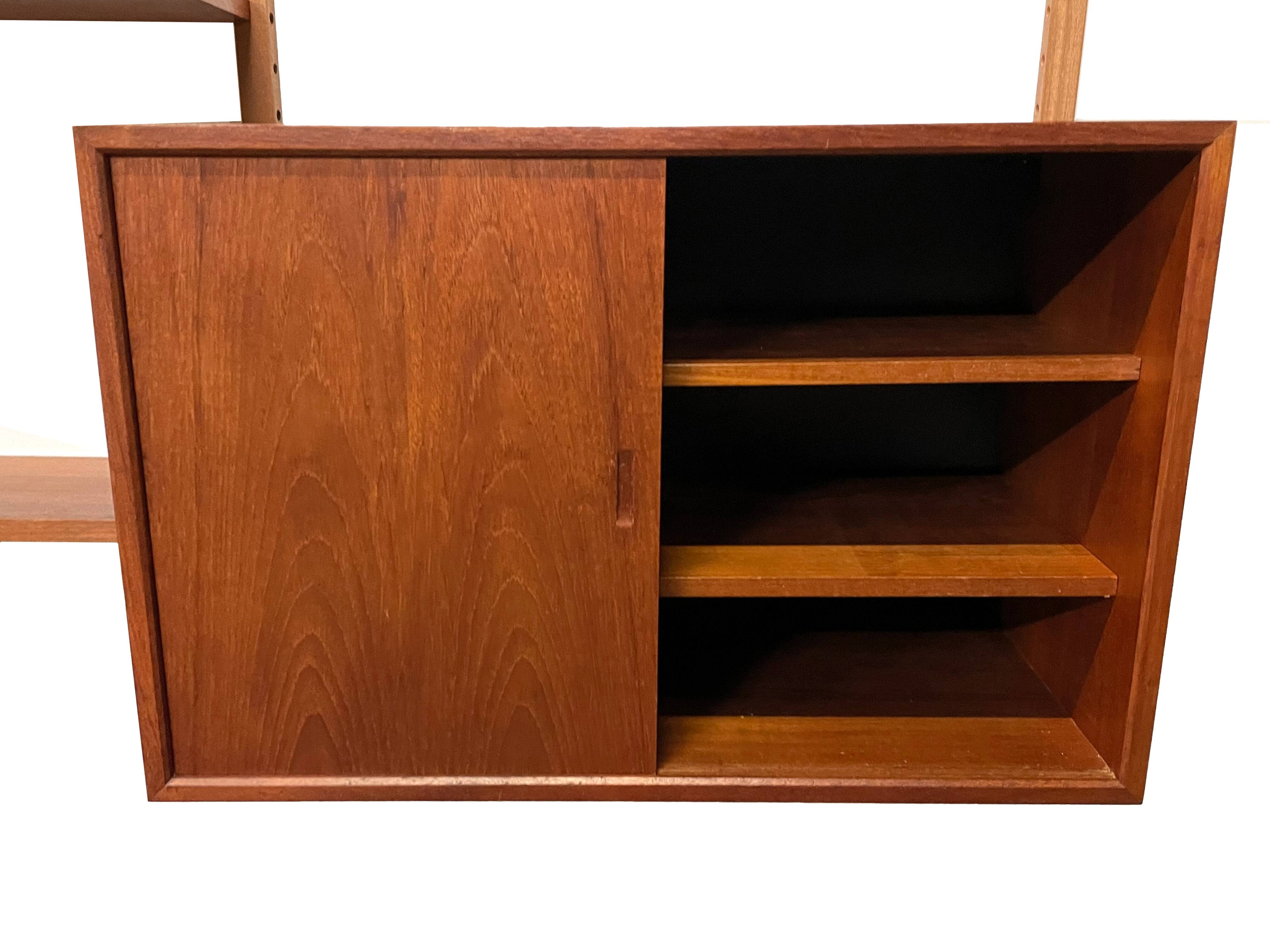 Vintage Poul Cadovius Royal System wall system wall