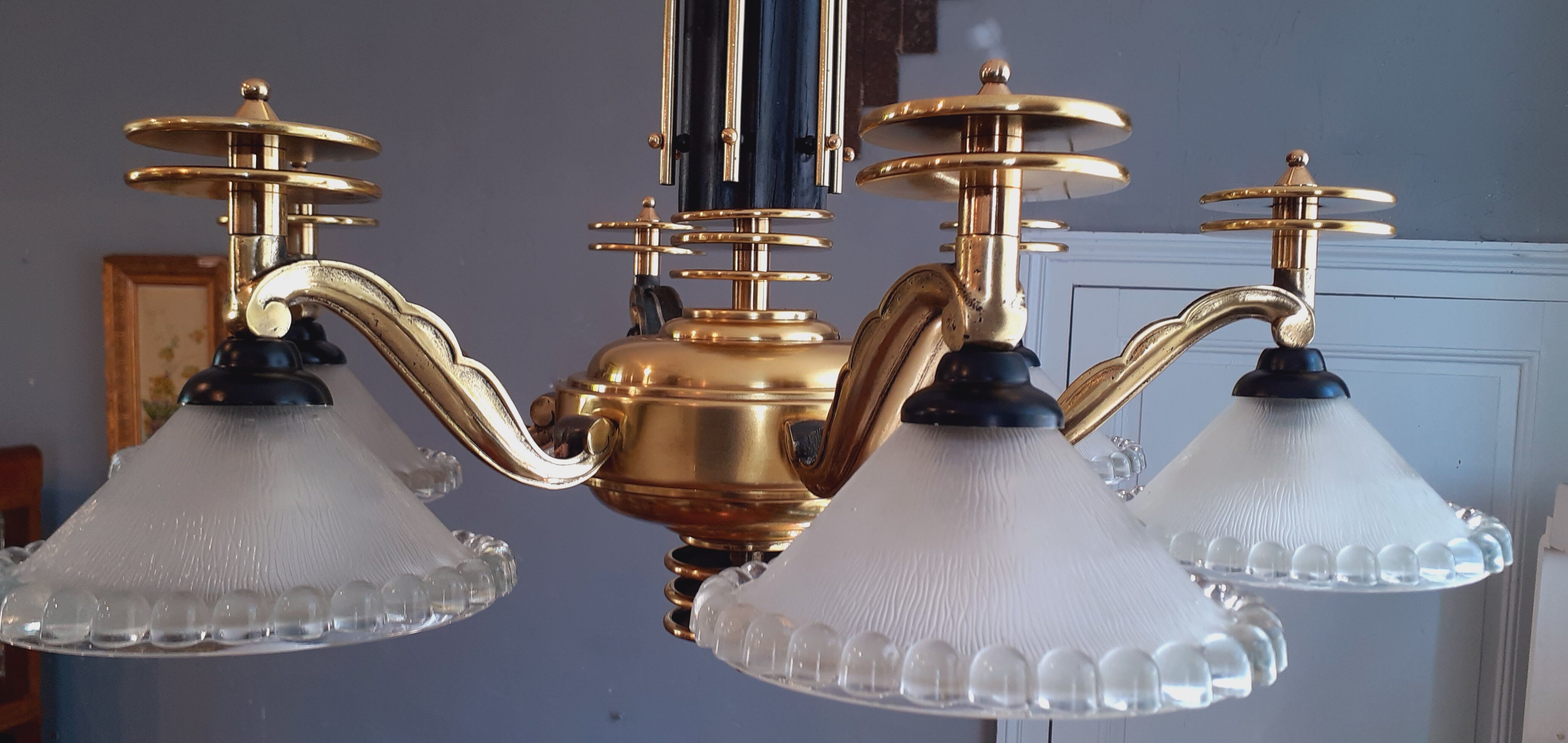 Art Deco chandelier six lights year 40