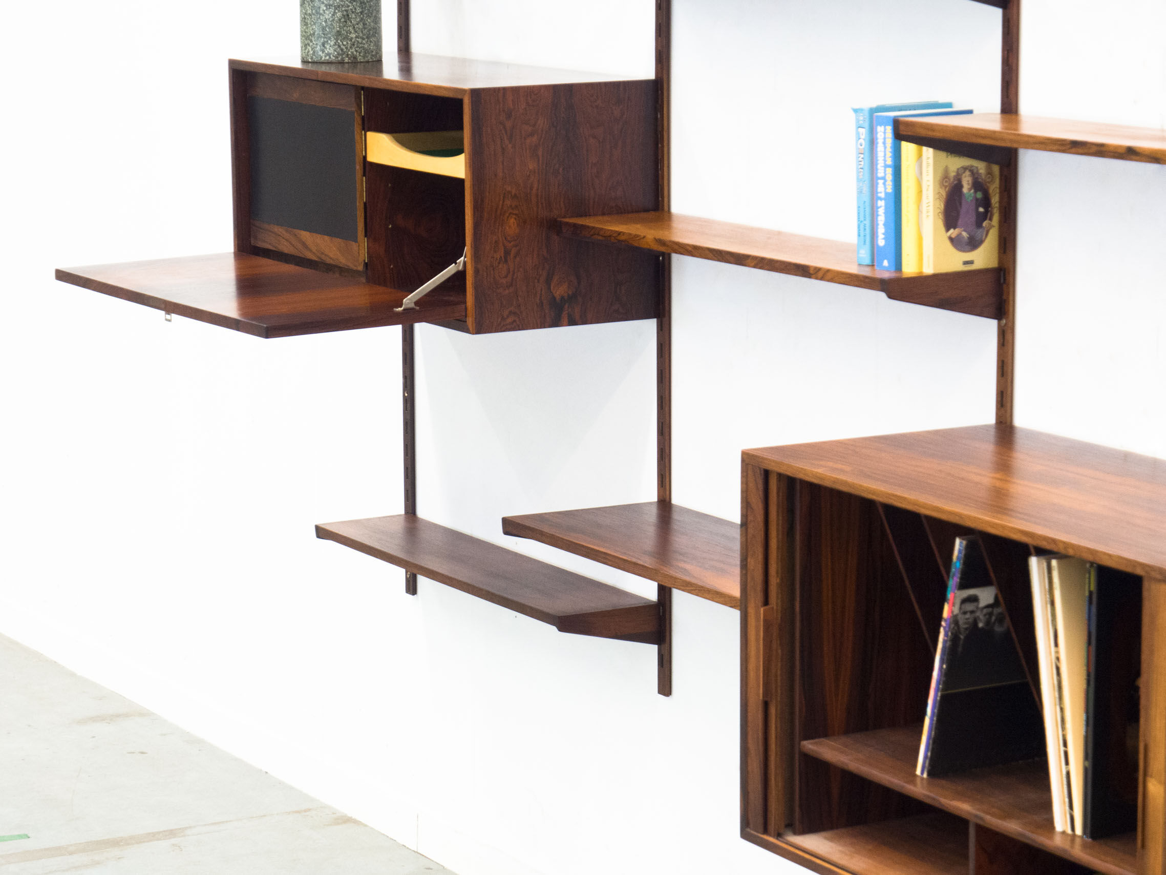 Feldballes Møbelfabrik rosewood wall unit by Kai Kristiansen
