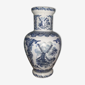 Vase en céramique blanche décor moulin à vent et fleurs bleues -MOLEN