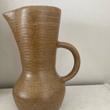 Sandstone pitcher