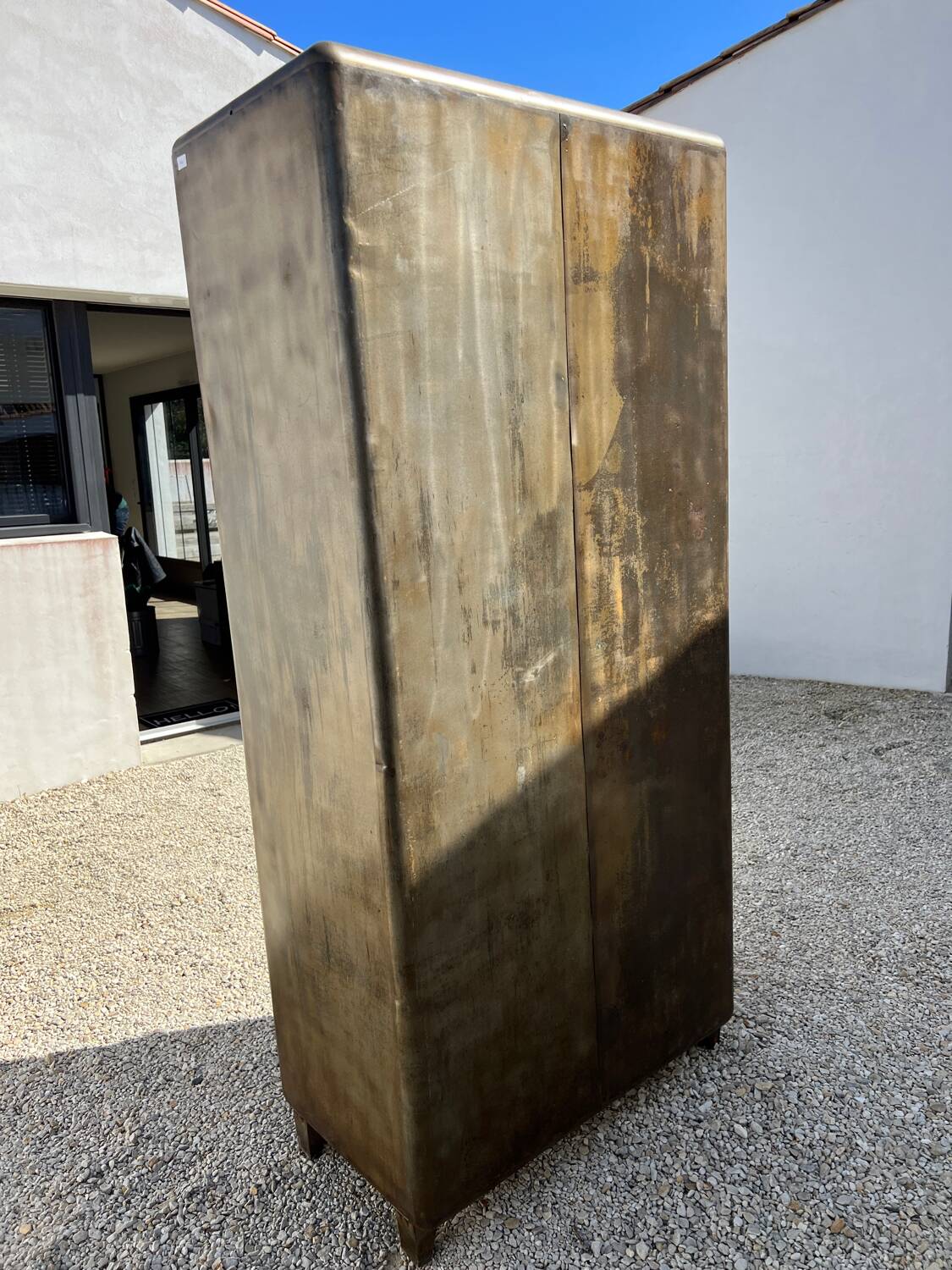 Industrial Cloakroom