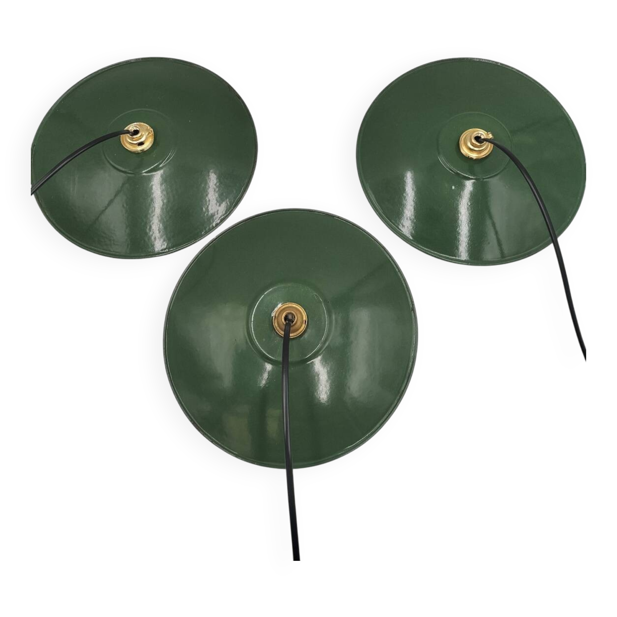 Enamelled sheet metal suspensions
