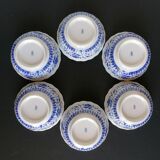 6 blue and white ceramic cups