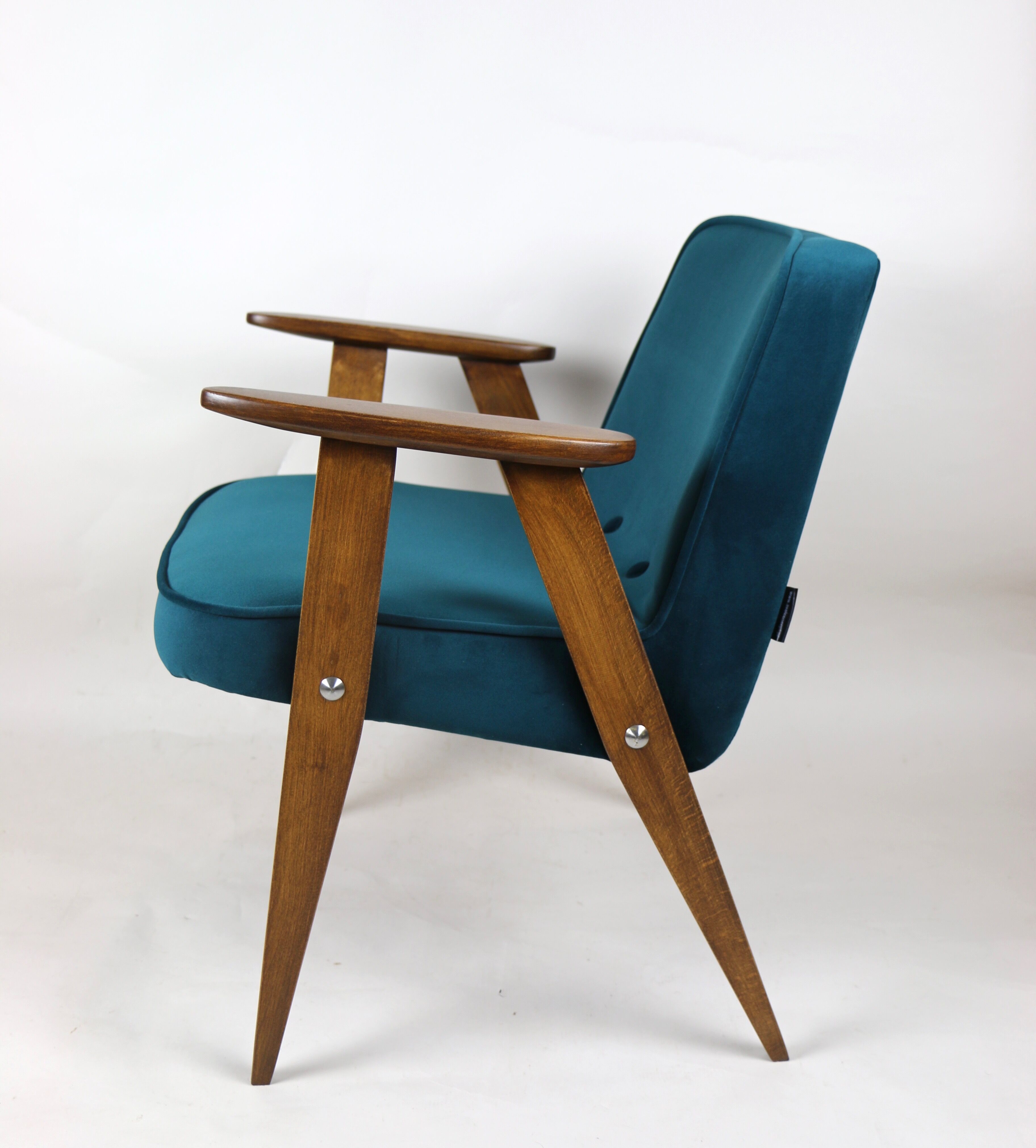 Fauteuil 366 vintage par Jozef Chierowski années 1970