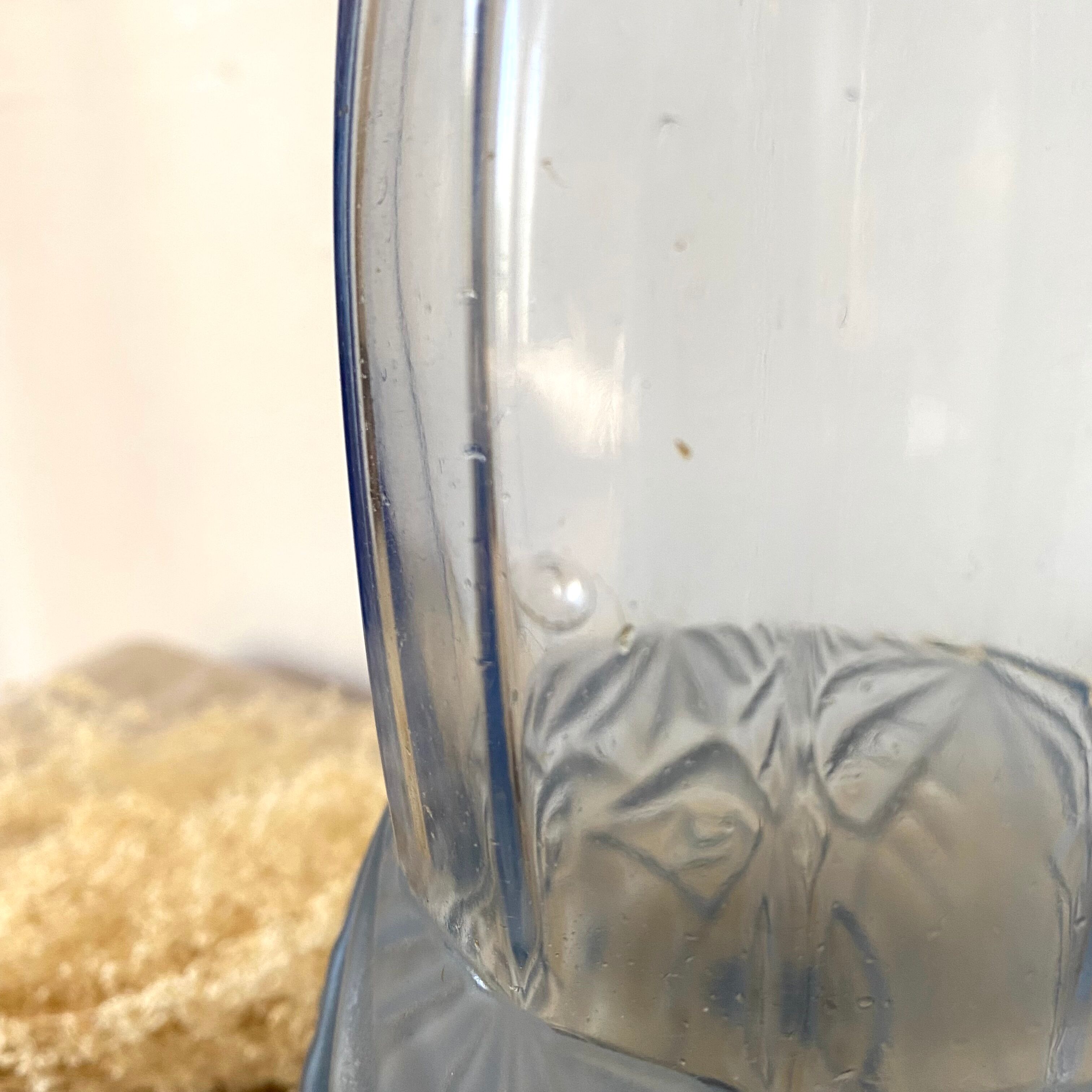 Vase art deco