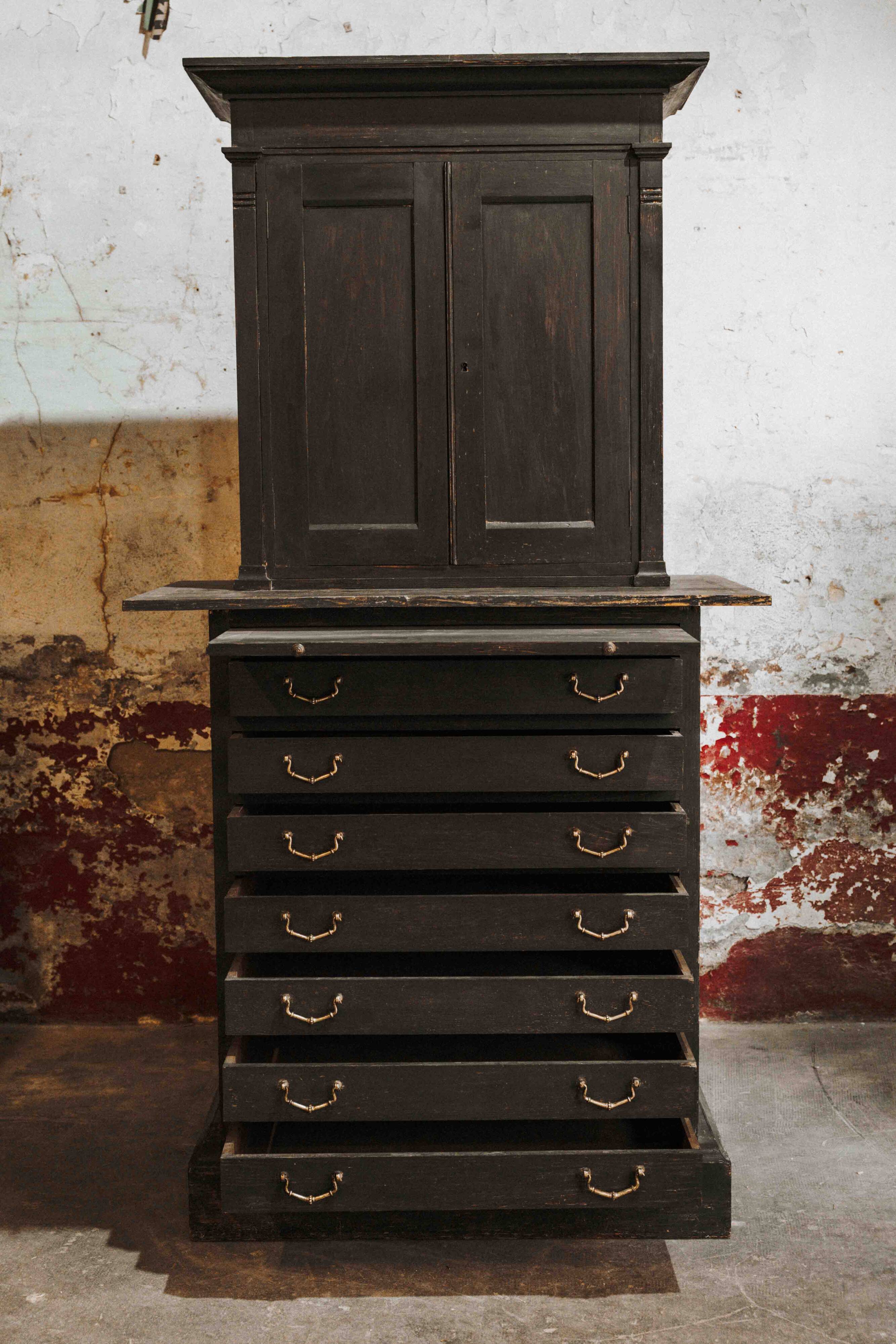 Exceptional piece of craft furniture from the Mérignargues workshop in Nîmes