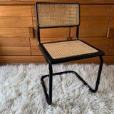 Chaise cannée noire