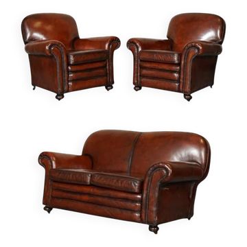 Fauteuils et Canapé Victoriens en Cuir Teint Bordeaux, Set de 3