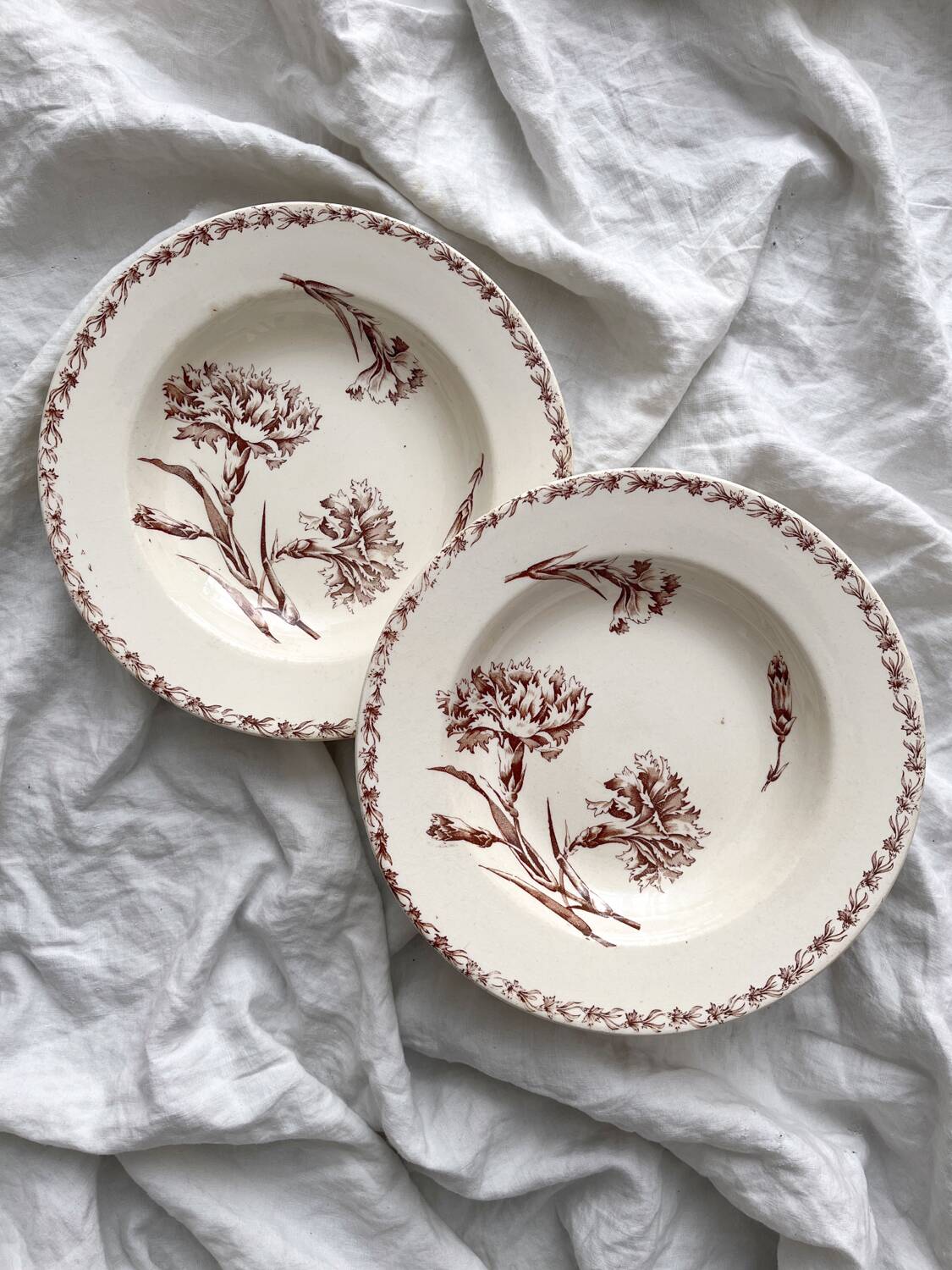 2 “Oeillet” ironstone earthenware soup plates KG Lunéville