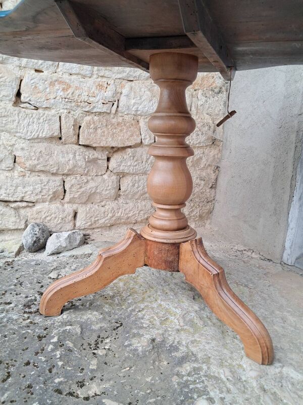 Table violon patinée