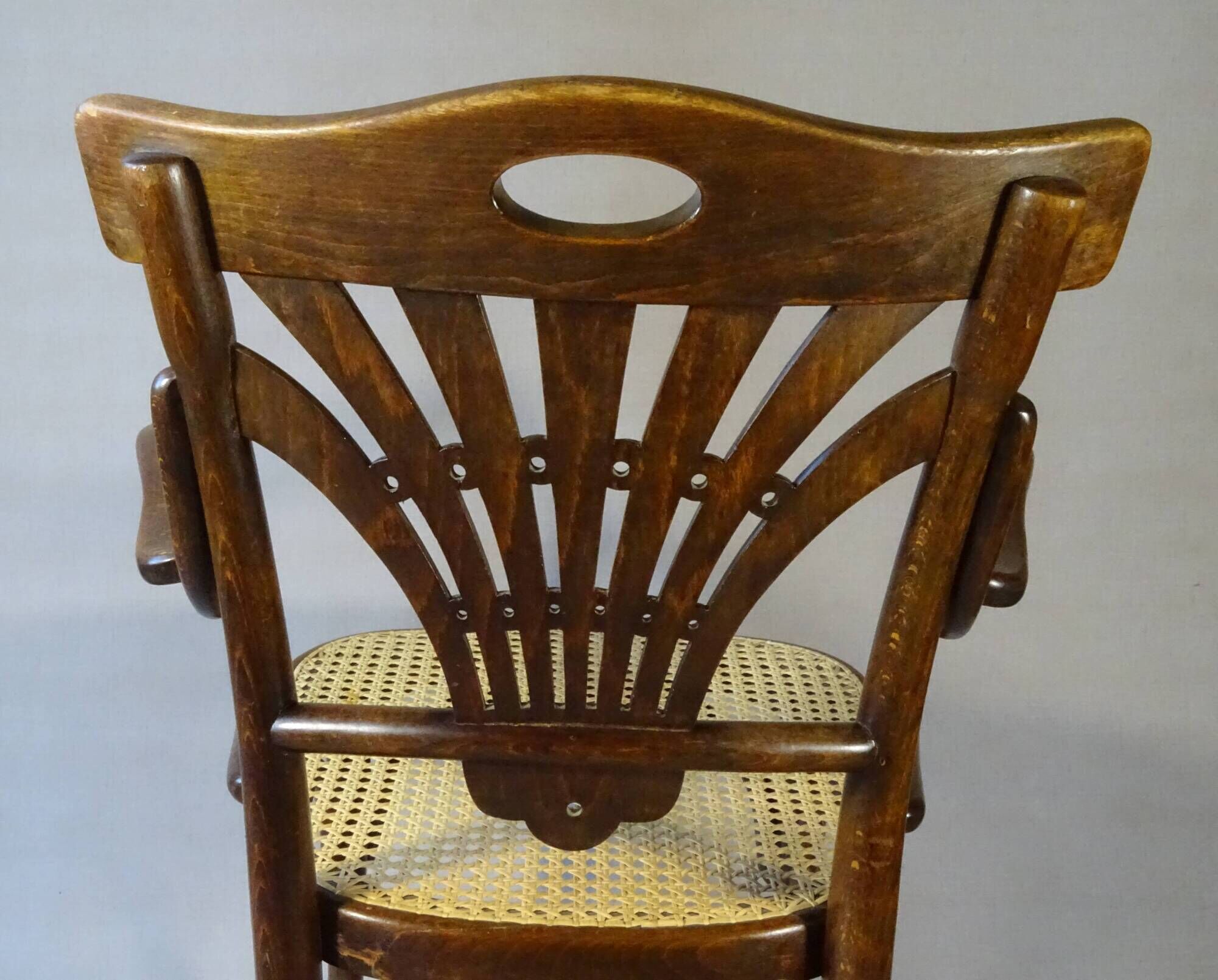 Thonet caned Art Nouveau armchair N°293, circa 1905 - bentwood -