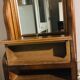 Miroir coiffeuse en bois avec tiroir