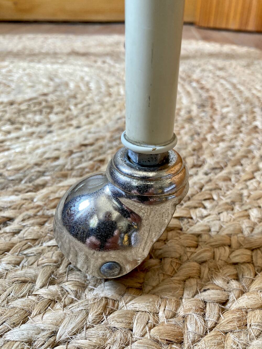 Dessert table with a cream-coloured metal structure and golden brass, 1960s.