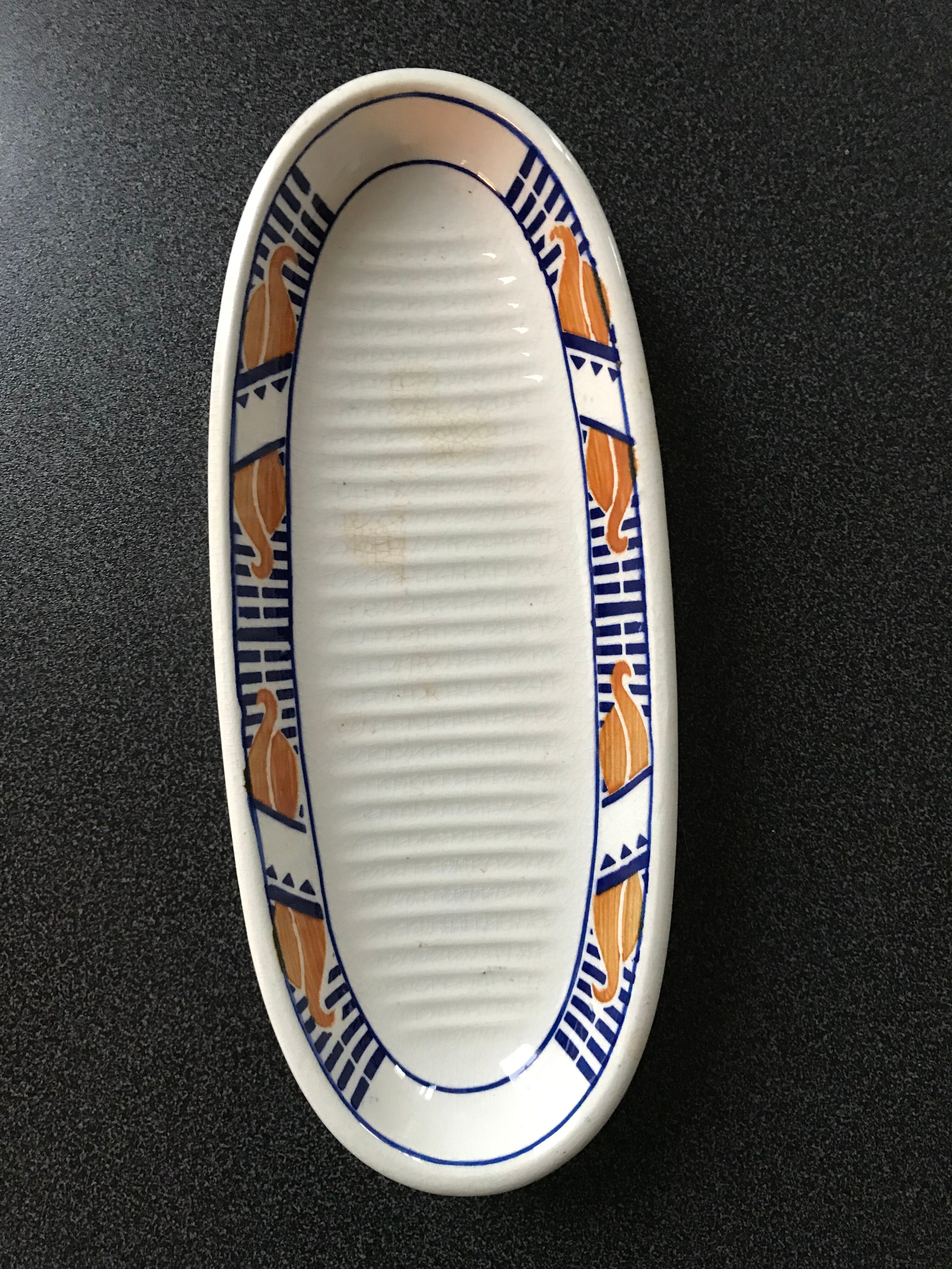 Old iron earth soap dish. Moulin des Loups