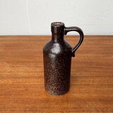 Mid-century ceramic carafe vase by Bastian le Pemp for Kemper / Quimper France, 1960s.