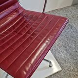 Ea 108 armchair by Charles & Ray Eames, Vitra edition