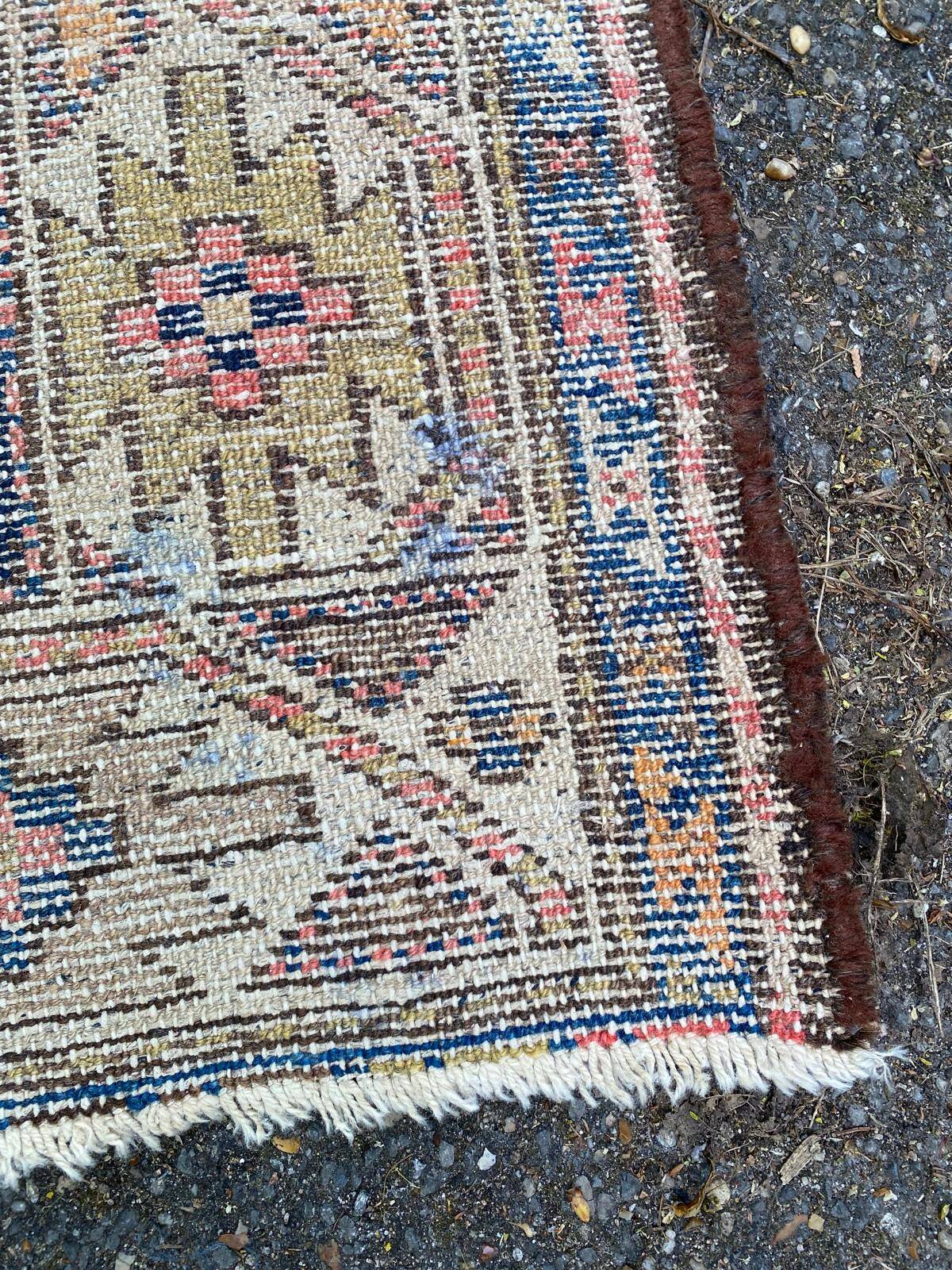 Turkish Shirvan Persian rug in knotted blue wool, 100x160cm.