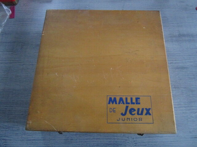 Wooden game box 60