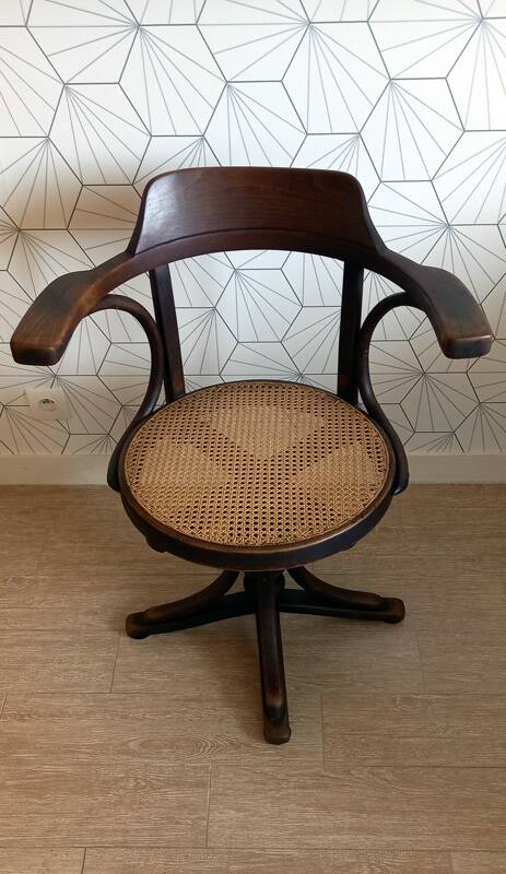 J&J Kohn office chair – year 1914