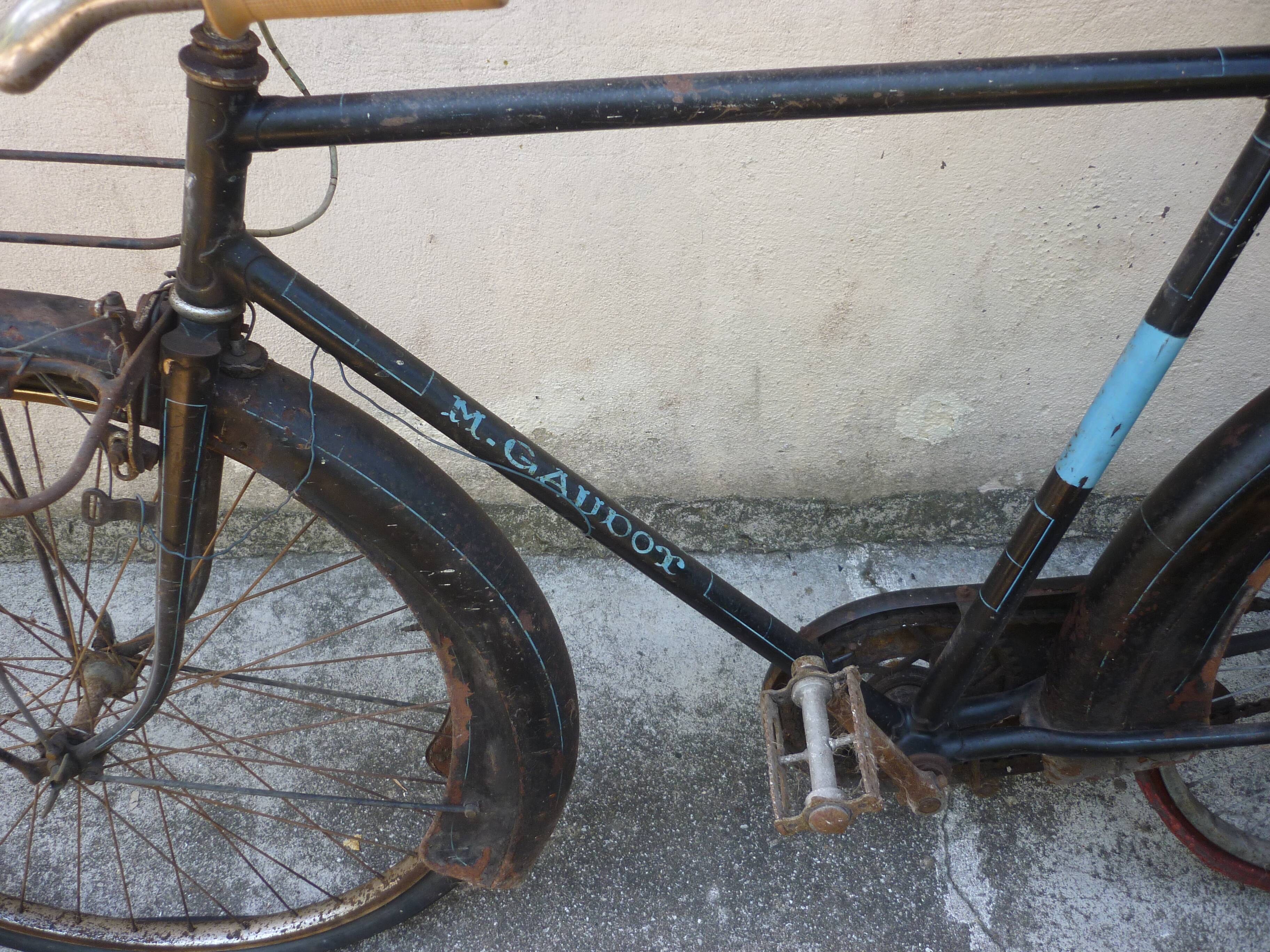 Vélo Ancien Homme BGA Années 1940/50 - Vintage, Français, à Restaurer
