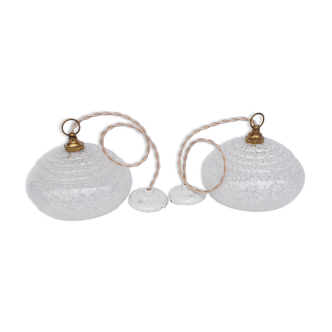 Antique speckled suspensions