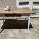 Vintage farm table orme top