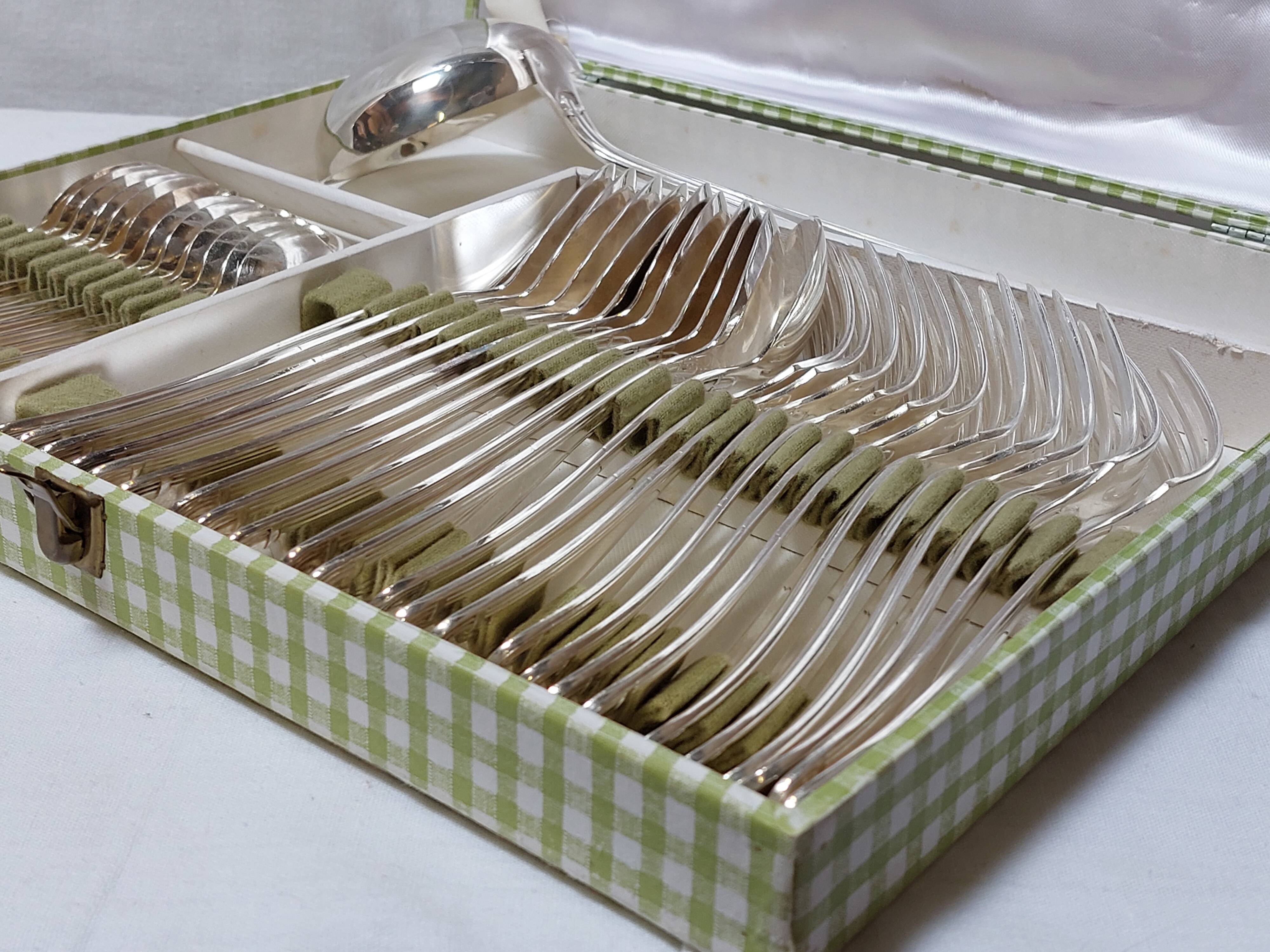 37-piece cutlery set in silver metal with Art Deco decor in box