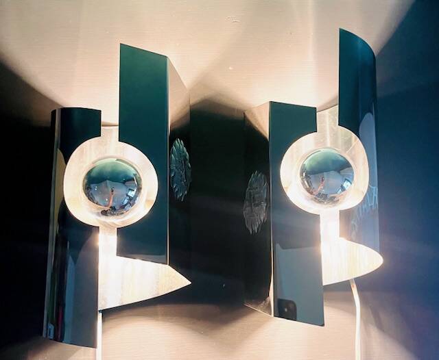 Set of 2 Space Age 1970s wall lights inspired by Oxar lamps