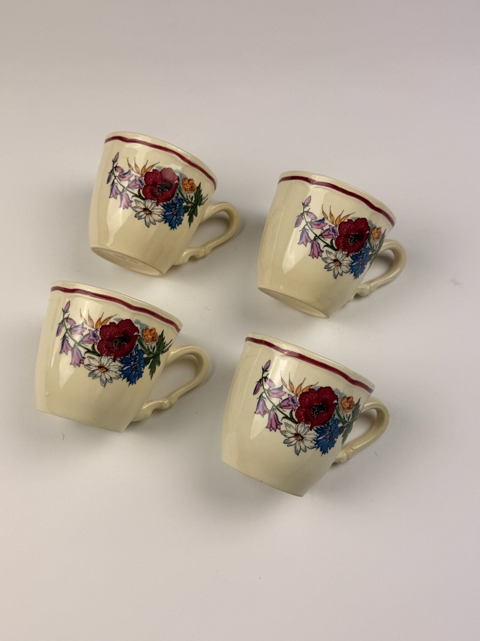 Set of 4 vintage Agreste mugs