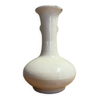 Korea 19th century: enameled white porcelain bottle vase from the Korean dynasty