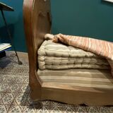 Wooden daybed