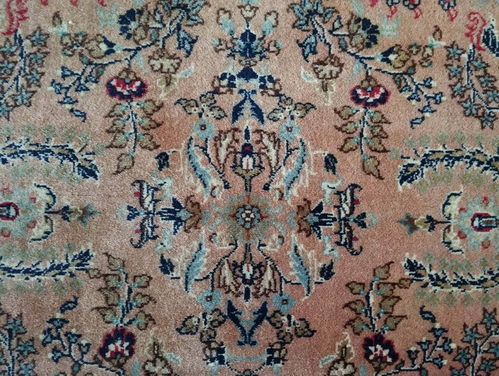 Handmade Persian Sarough rug 189x125cm