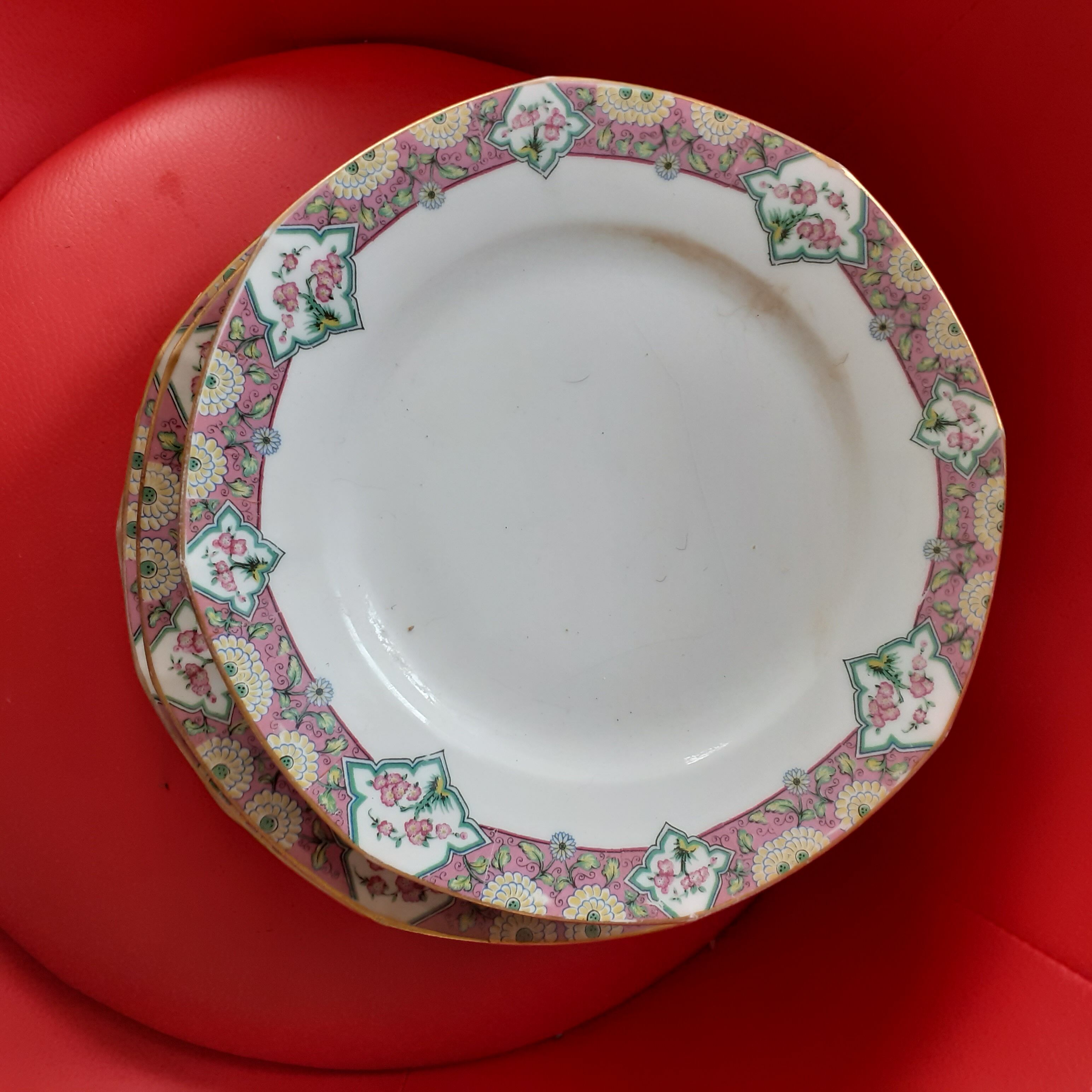 Set of 14 flat plates. Limoges B and C.