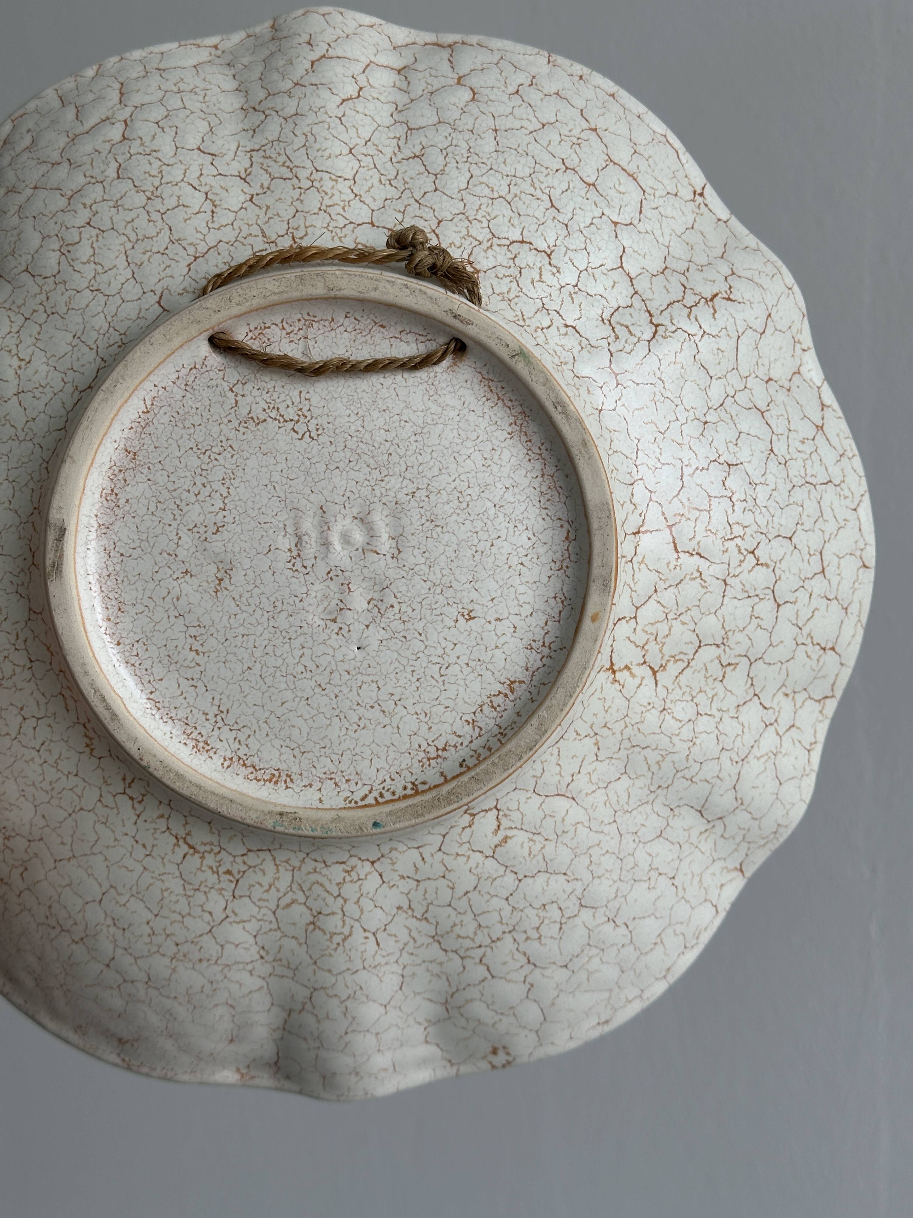 Coupe craquelée en céramique blanche