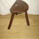 Tabouret en bois tripode