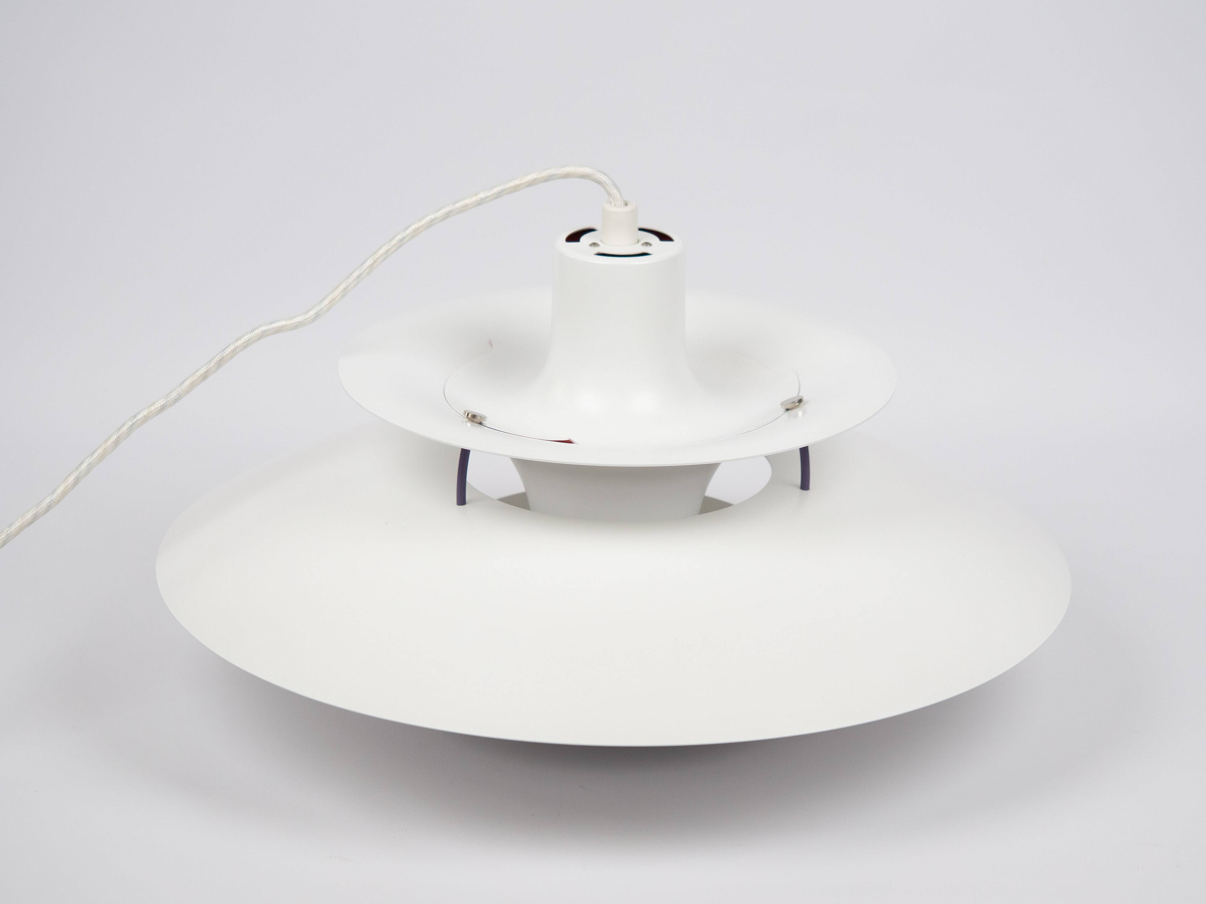 Suspension vintage danoise PH 5 par Poul Henningsen, Louis Poulsen