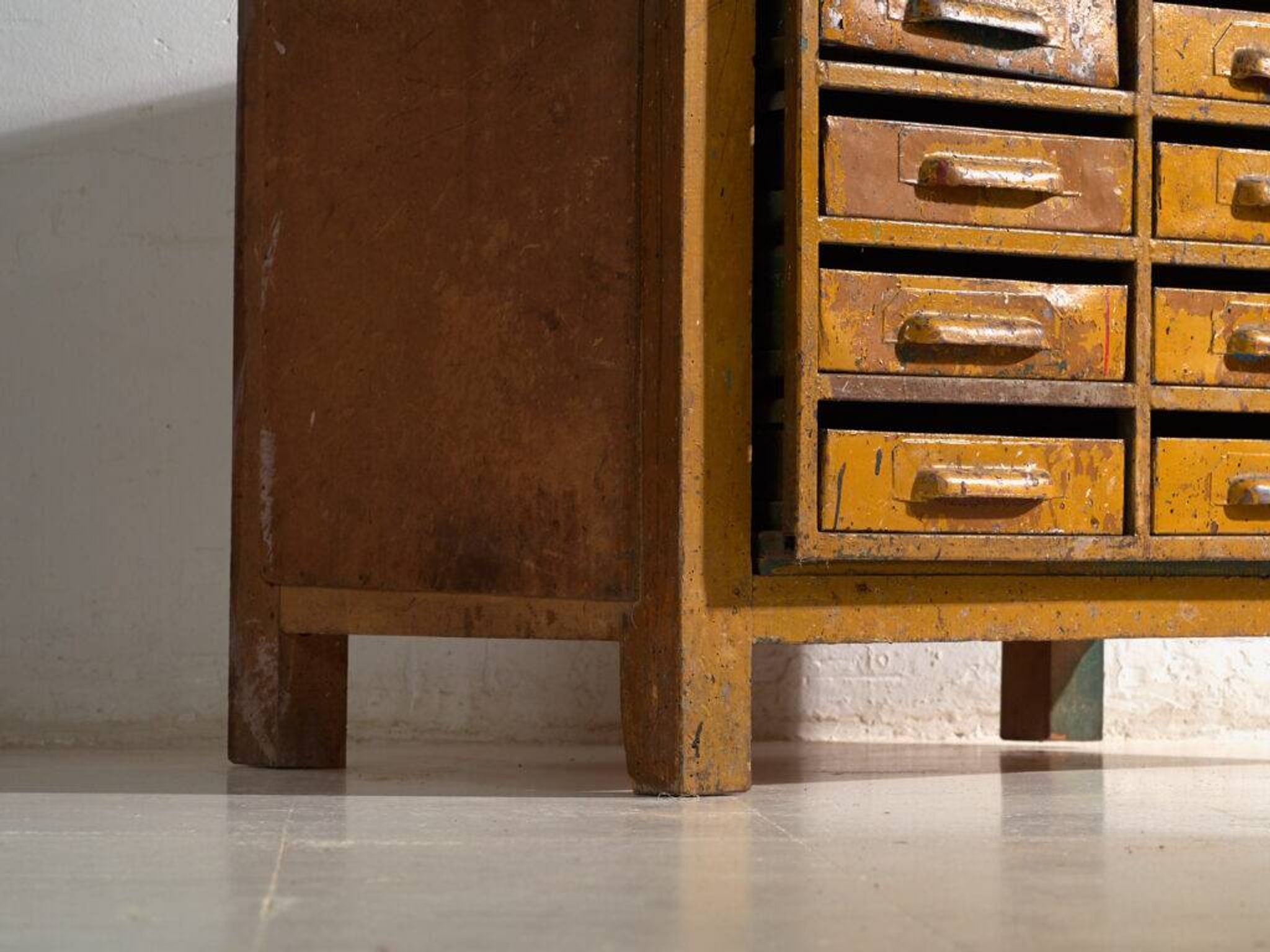 Industrial drawer unit in pine and iron – Central Europe, circa 1950