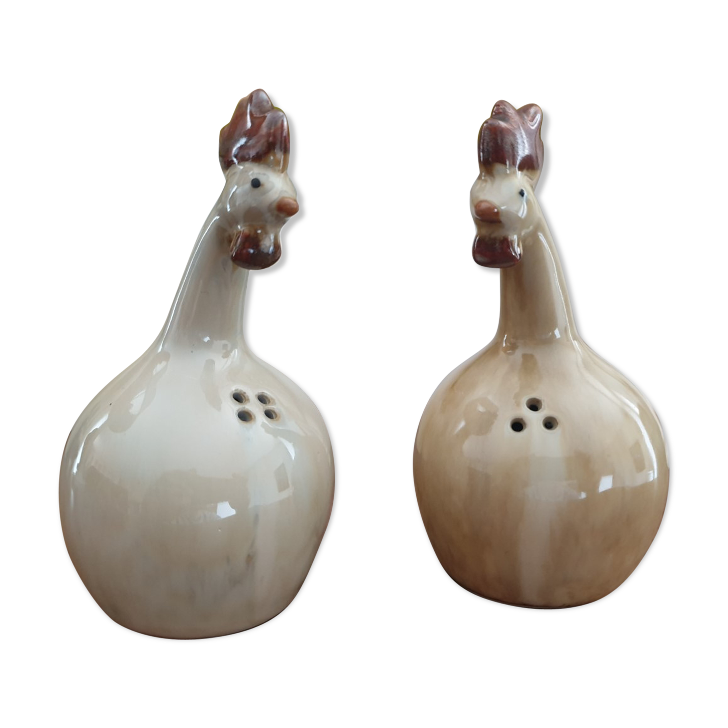 Salt and pepper shaker