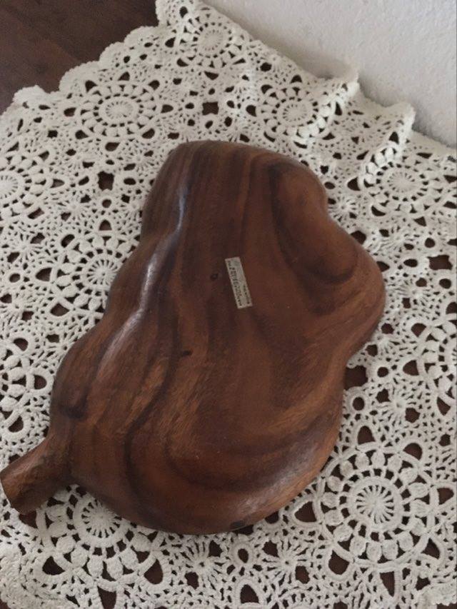 Wooden tray with original shape