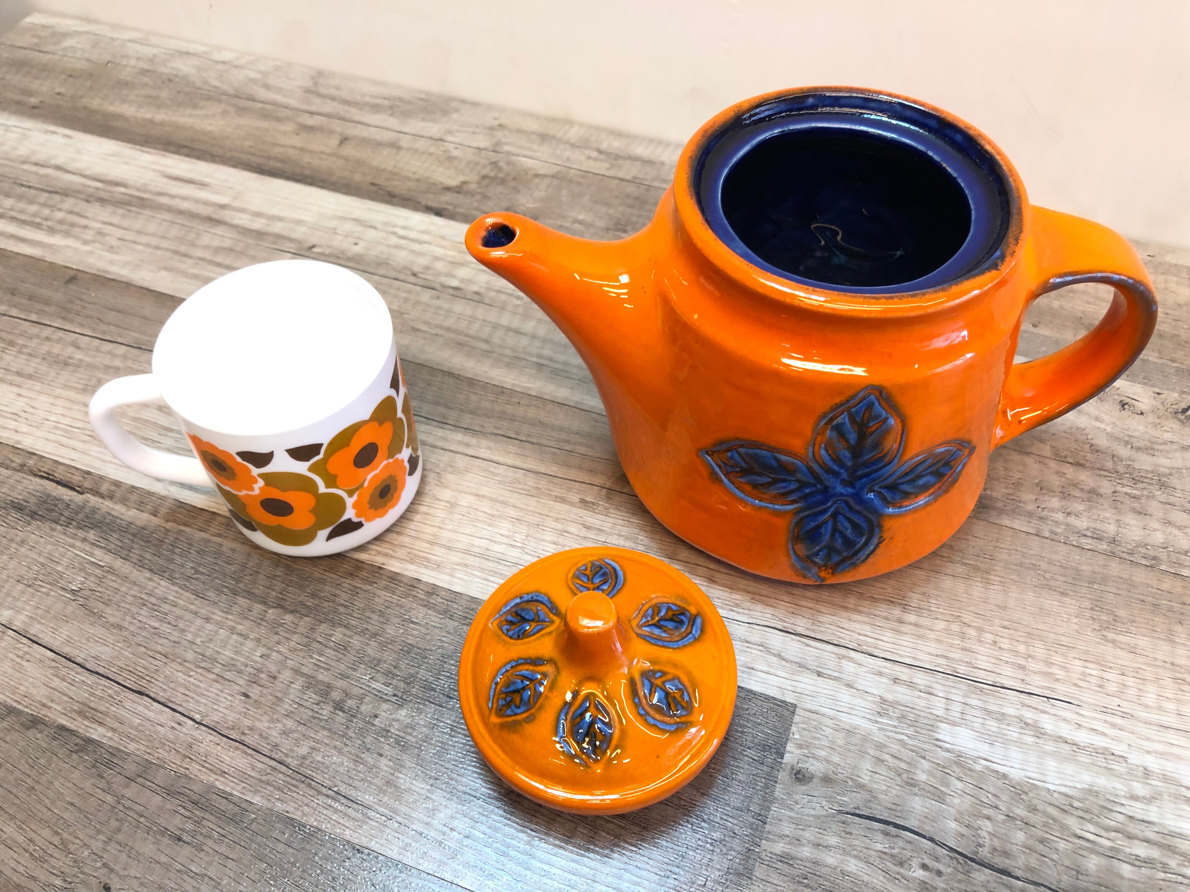 Carstens-Tunnieshoft west germany vintage 70 orange teapot