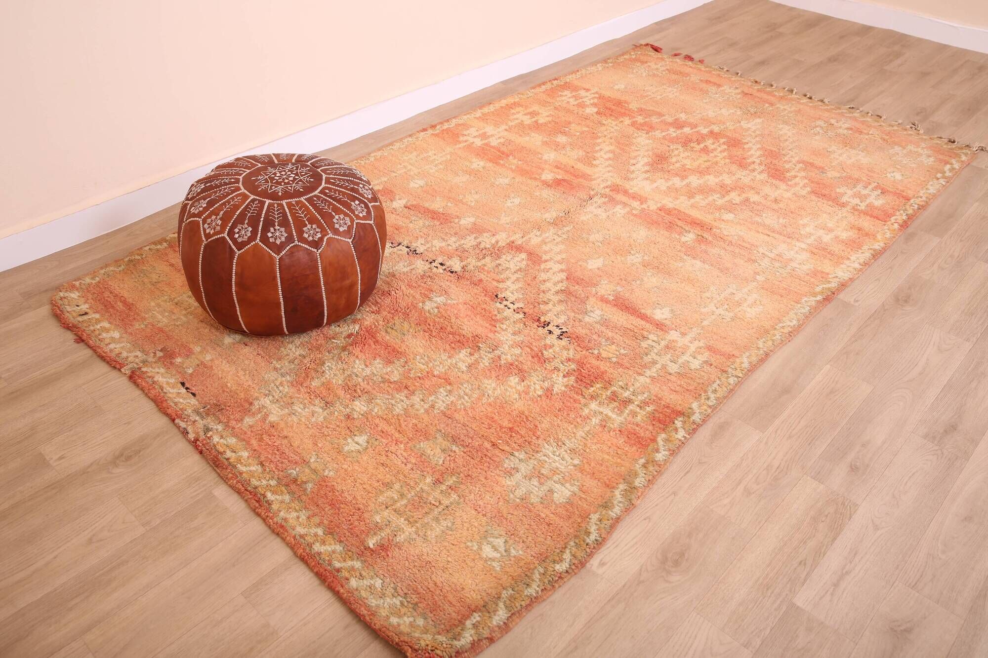 Peach Vintage Moroccan Rug 163 x 289 cm, Berber Wool Rug, Handmade Boho Rug
