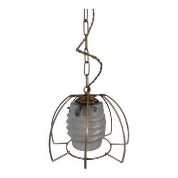 Golden suspension structure