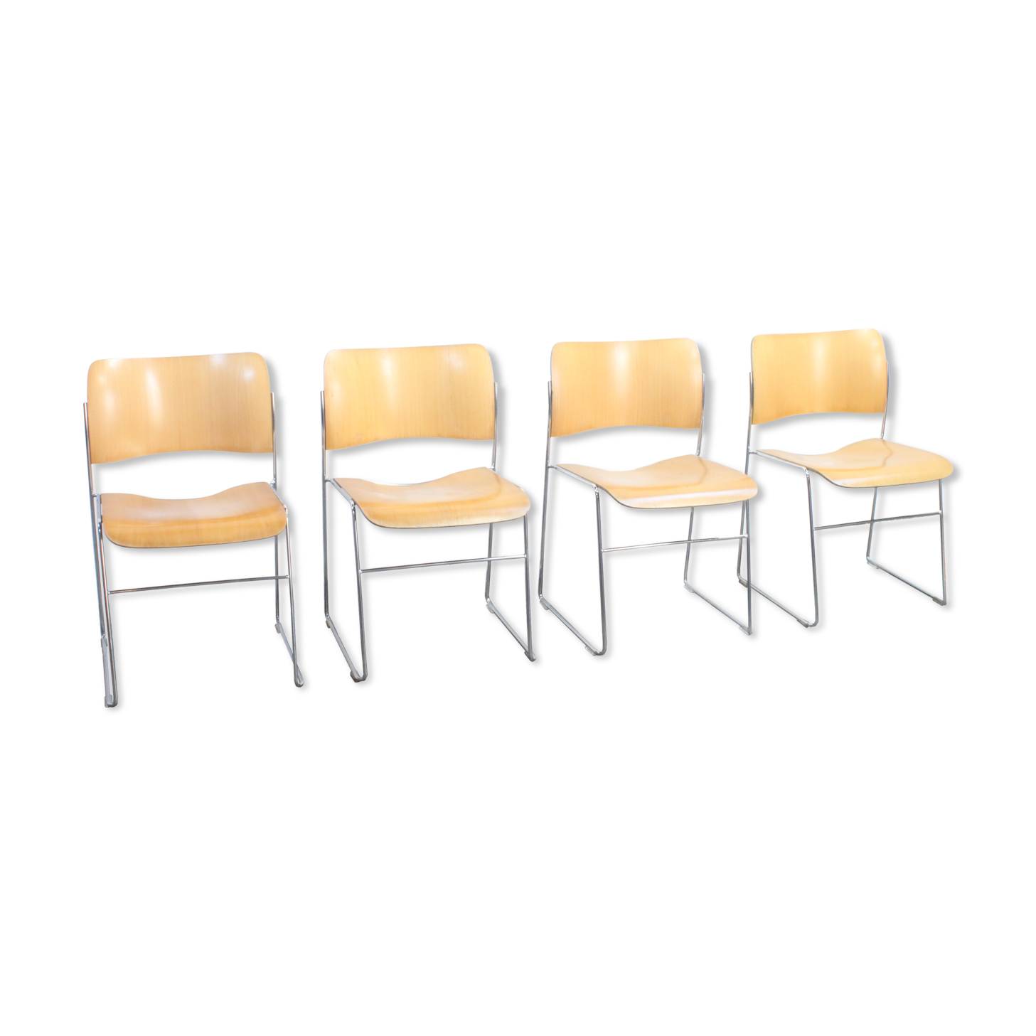 Model 40/4 stacking chairs by David Rowland for Howe, Denmark 1964