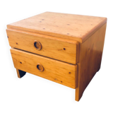 Bedside table assigned to Charlotte Perriand for Les Arcs, in pine, circa 1960.
