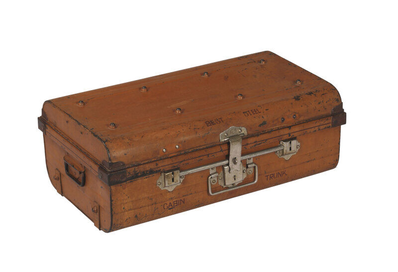 Trunk travel indian metal brown victorian period patina and piece of origin 71x41x26cm