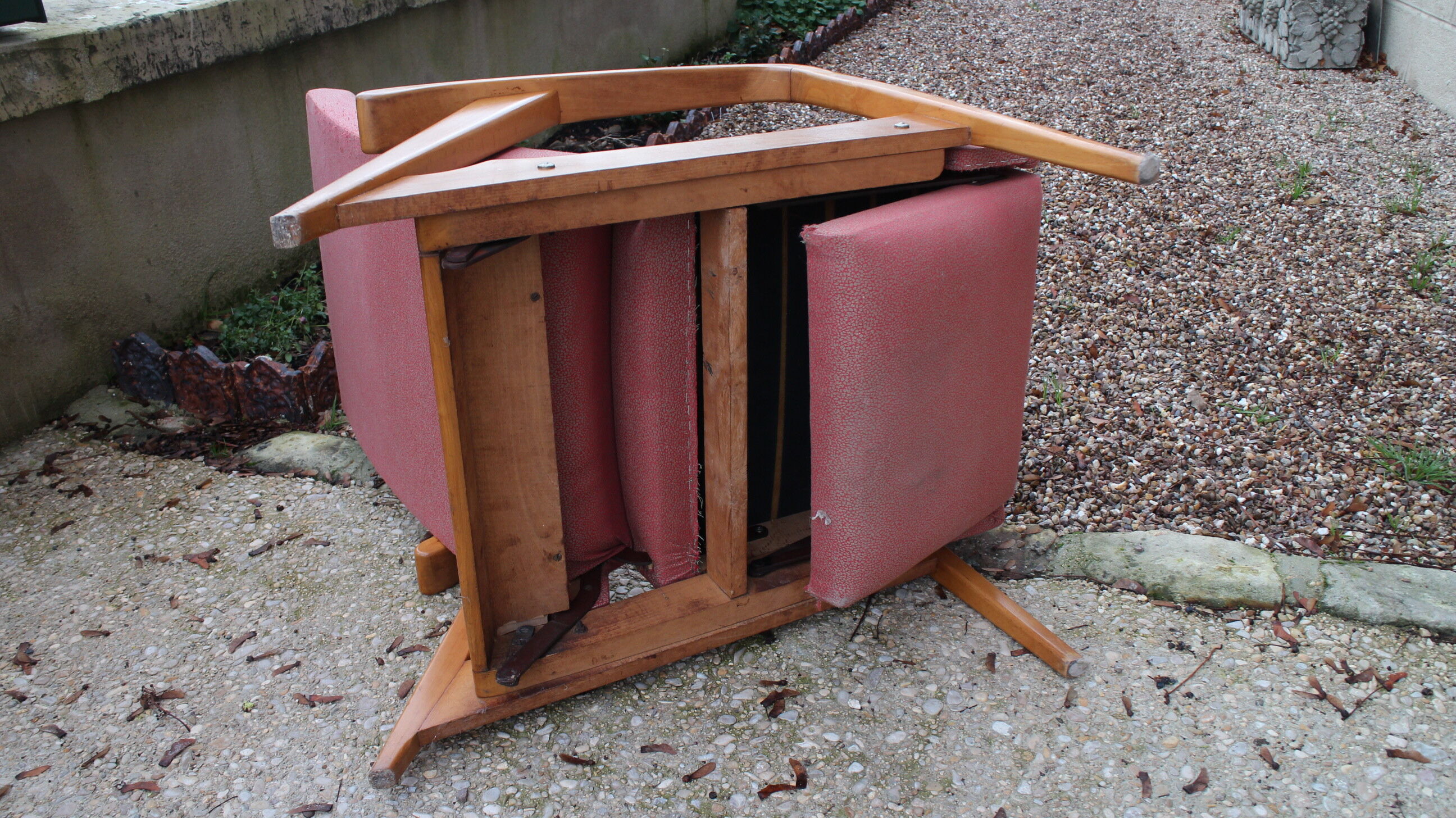 Scandinavian style relax armchair