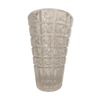 Vase en verre moulé